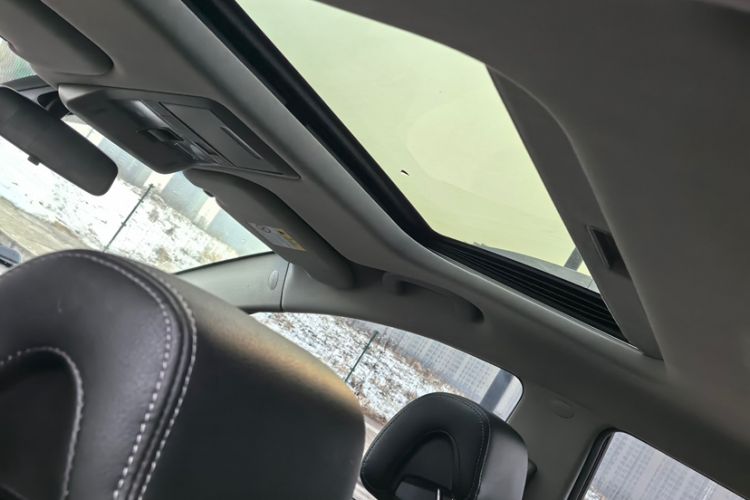 Used Chevrolet Captiva 2014 2.4L 4x4 Flagship Edition 7 Seats
