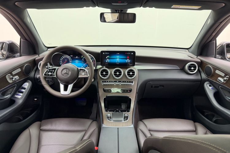 Used Mercedes-Benz GLC 2022 GLC 260 L 4MATIC Luxury Model