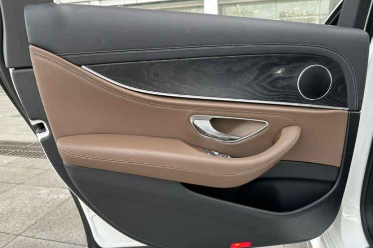 Used Mercedes-Benz E-Class 2019 E 300 L Sporty and Stylish Model
