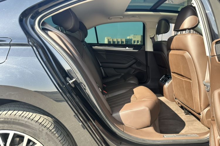 Used Volkswagen Phideon 2021 380TSI Luxury Edition
