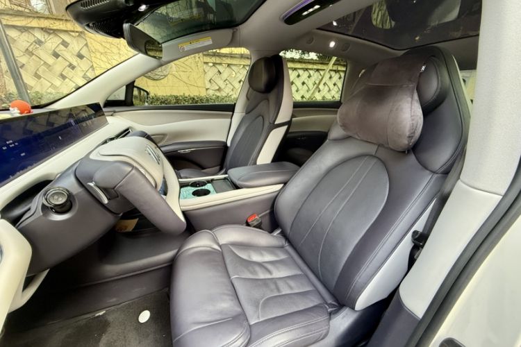 Used IM LS7 2023 90 kWh Elite Rear-Drive Version
