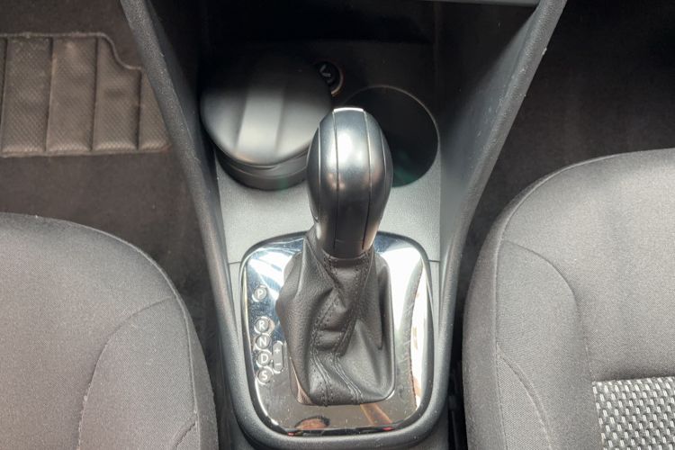 Used Volkswagen Polo 2013 1.6L Automatic Comfort Edition
