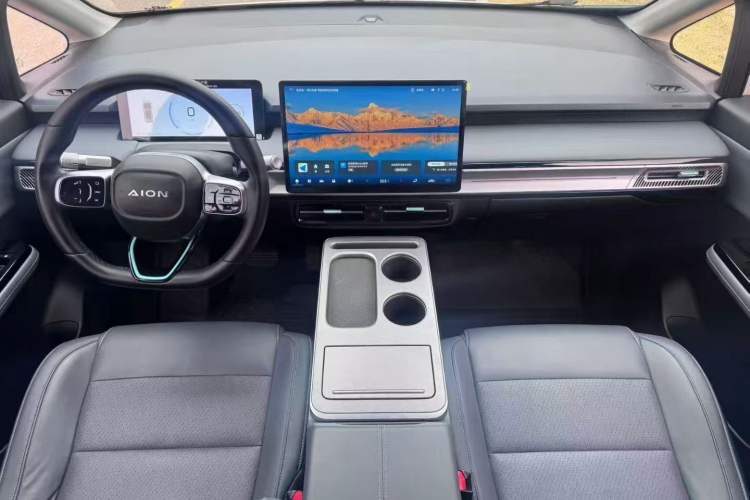 Used AION Y 2023 Plus 510 Smart Edition
