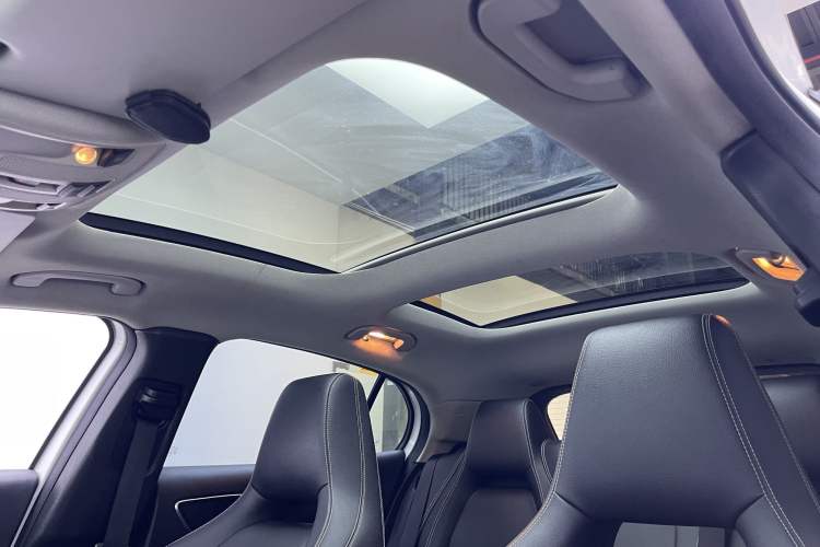 Used Mercedes-Benz GLA 2016 GLA 200 Fashion Model