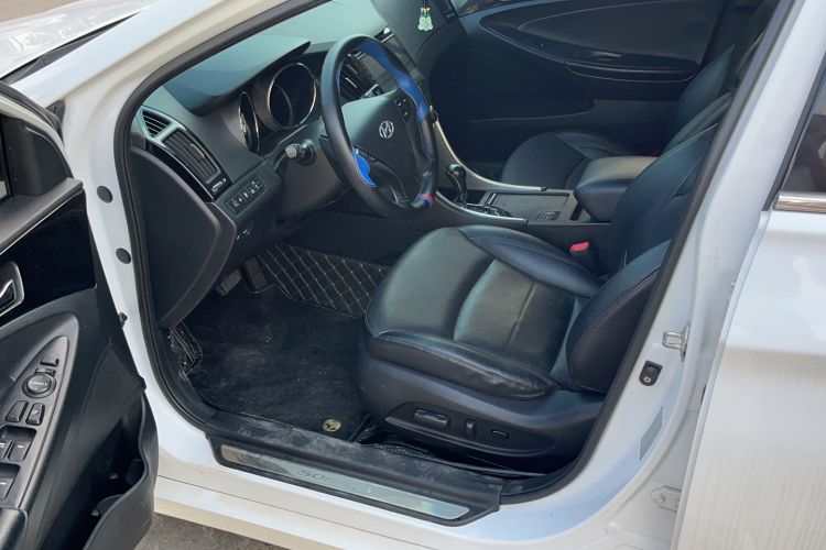 Used Hyundai Sonata 2014 2.4L Automatic Leading Edition China IV Standard
