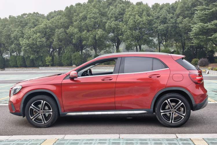 Used Mercedes-Benz GLA 2018 GLA 200 Fashion Model