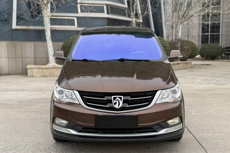 Used Baojun 730 2016 Revised 1.5L Manual Standard Version 7 Seats China V Emission Standard