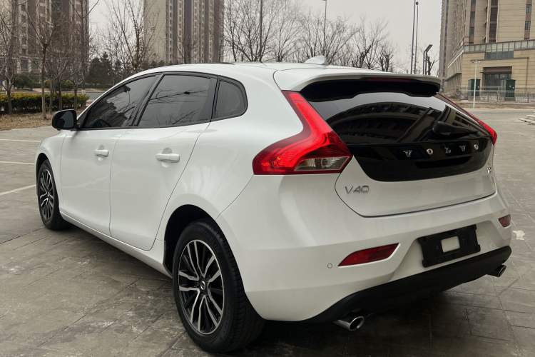Used Volvo V40 2019 T3 Zhiyi Edition