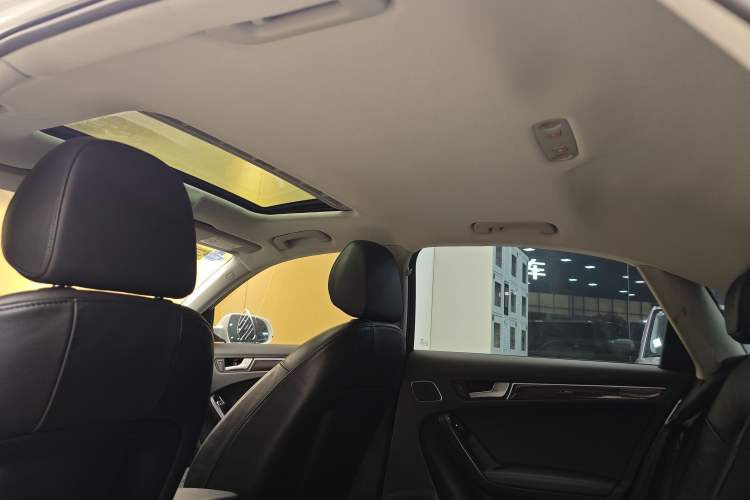 Used Audi A4L 2015 35 TFSI Automatic Comfort Model
