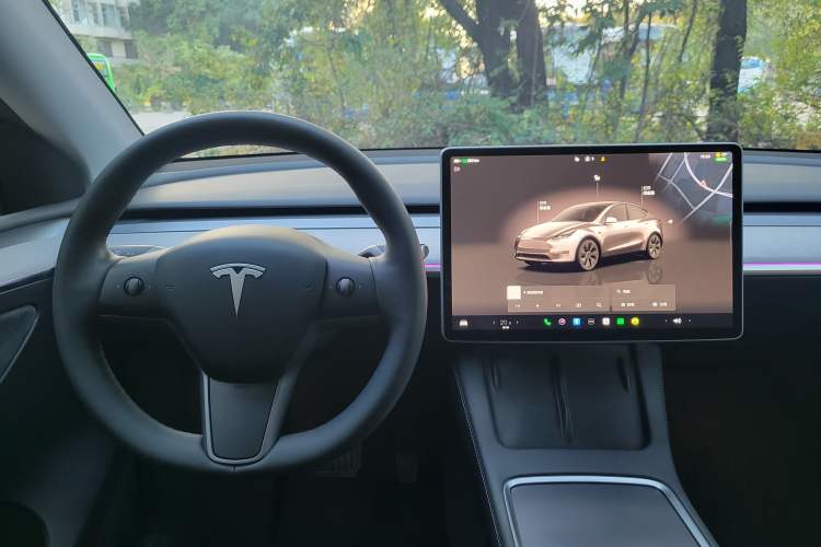 Used Tesla Model Y 2024 Rear-Wheel-Drive Version
