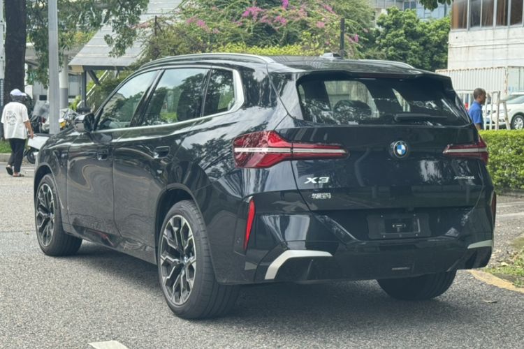 Used BMW X3 2025 xDrive30L Leading Model M Sport Package
