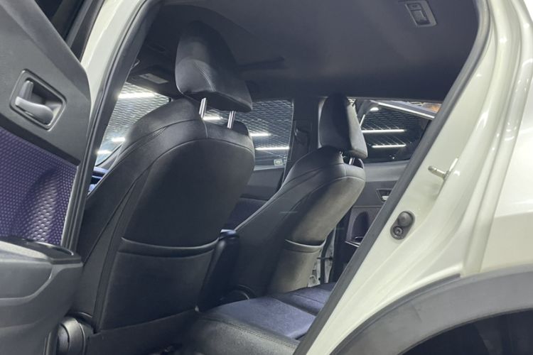 Used Toyota C-HR 2018 2.0L Leading with Sunroof China VI Standard
