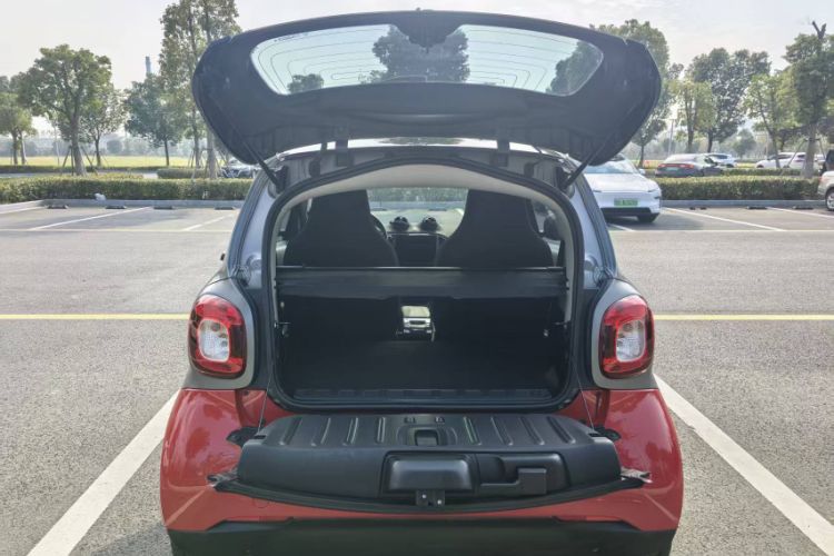 Used  fortwo 2018 1.0L 52kW Hardtop Passion Edition China V Standard
