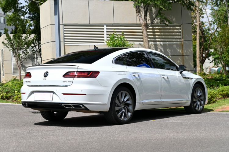 Used Volkswagen FAW-Volkswagen CC 2021 380TSI Striking Edition
