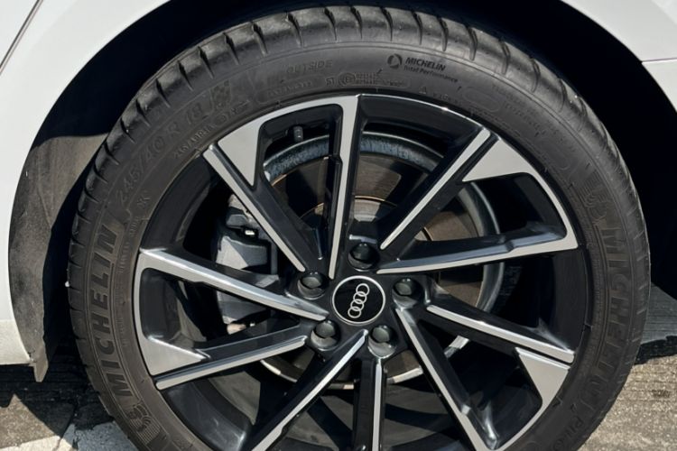 Used Audi A4L 2022 40 TFSI Luxury Prestige Edition
