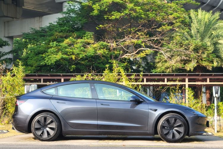 Used Tesla Model 3 2023 Rear-Wheel-Drive Version