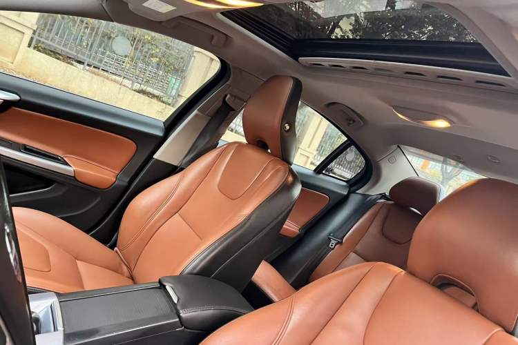 Used Volvo S60 2016 S60L T4 Zhiyuan Edition