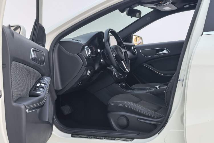 Used Mercedes-Benz A-Class 2013 A 180 Fashion Model
