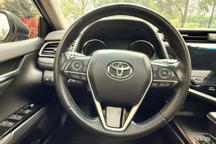 Used Toyota Camry 2019 2.5G Luxury Edition China VI Standard