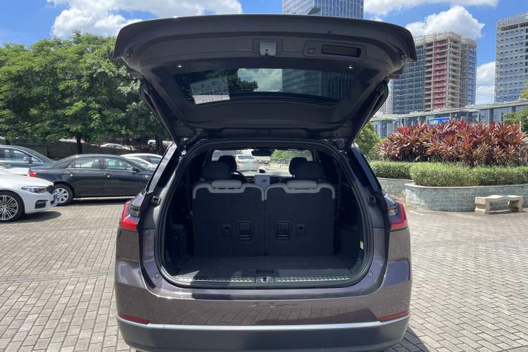 Used Nio ES8 2020 415 km Signature Edition 6-Seater Version
