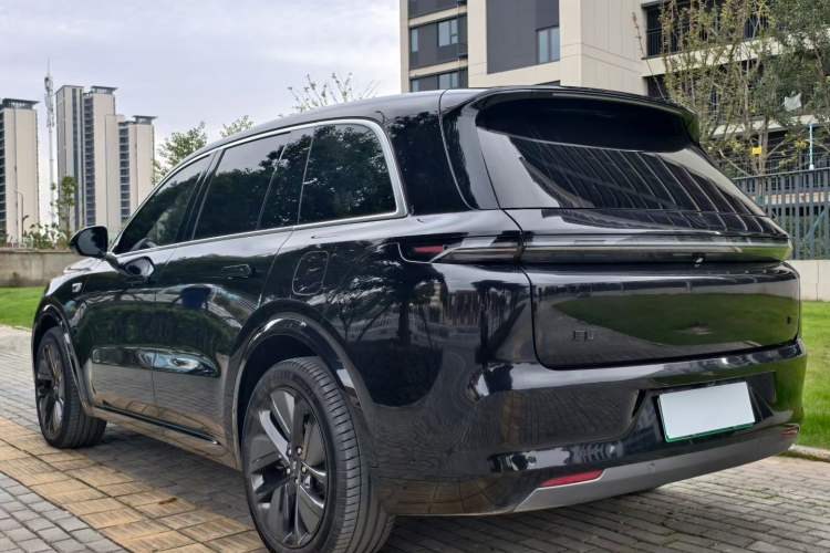 Used Li Auto L8 2024 Pro Model
