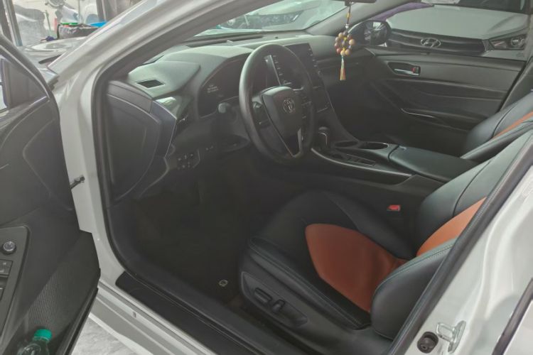 Used Toyota Avalon 2019 2.0L Luxury Edition China VI Standard
