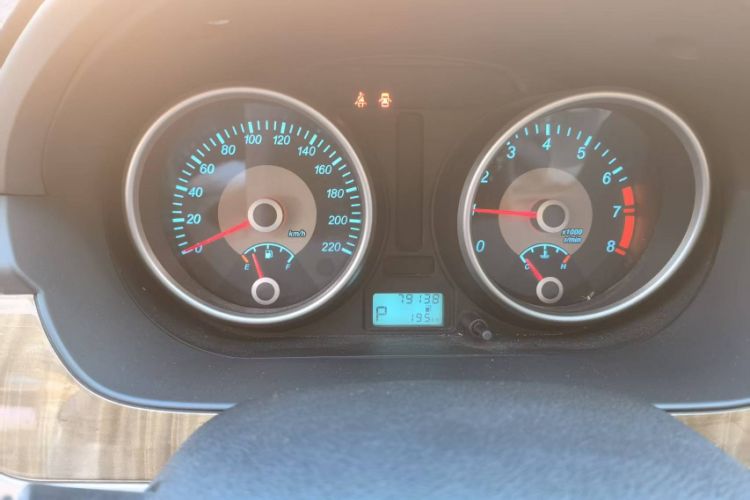 Used Buick Excelle 2015 1.5L Automatic Classic Model
