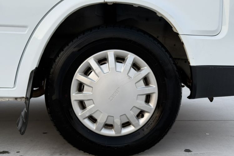 Used JMC Transit 2017 2.8T Commercial Version Short Wheelbase Mid-Roof 6/7/8-Seater JX493
