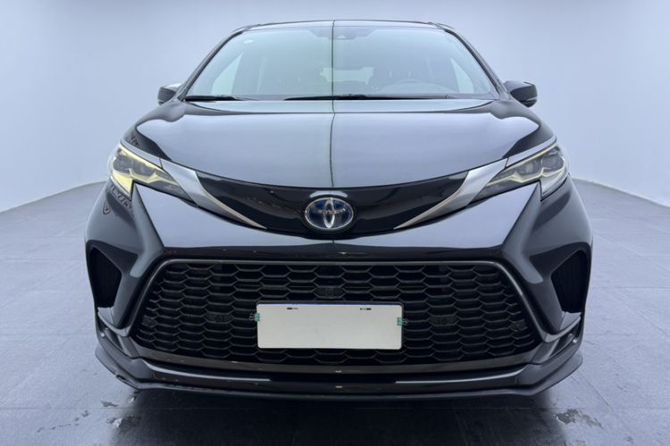 Used Toyota Granvia 2022 2.5L Hybrid Flagship Edition