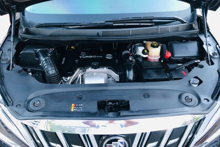 Used Buick GL8 2017 ES 28T Comfort Model China V Standard
