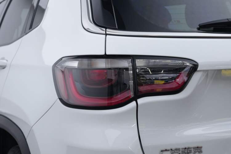 Used  Compass 2020 220T Automatic Elite Edition
