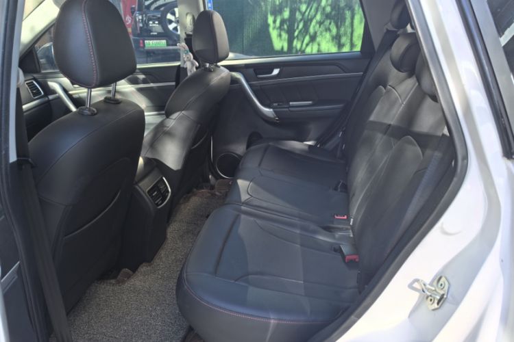 Used Haval M6 2019 1.5T DCT Two-Wheel Drive Elite Version China VI Standard
