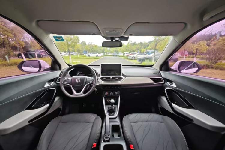 Used Baojun 510 2019 1.5L Manual Jingxiang Model 77kW China VI Emission Standard
