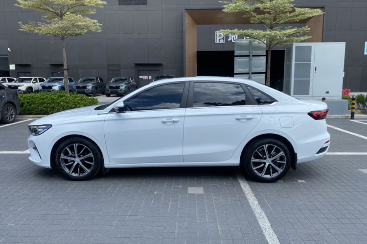 Used Geely Auto Emgrand 2022 4th Generation 1.5L CVT Flagship Model
