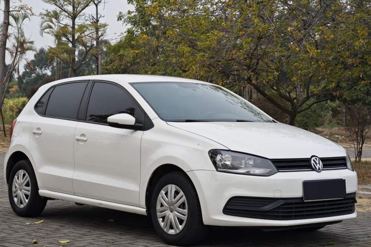 Used Volkswagen Polo 2016 1.4L Manual Fashion Model