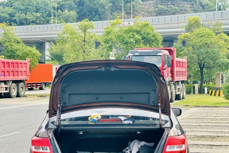 Used Geely Auto Vision 2017 1.5L Automatic Happiness Edition
