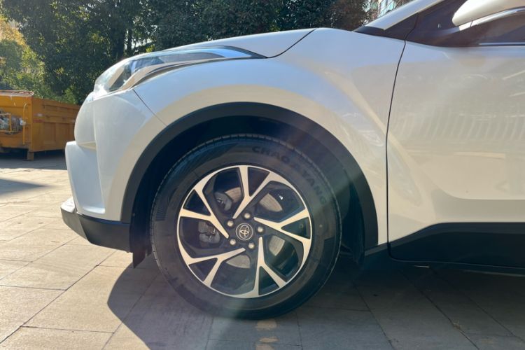 Used Toyota C-HR 2020 2.0L Leading Edition
