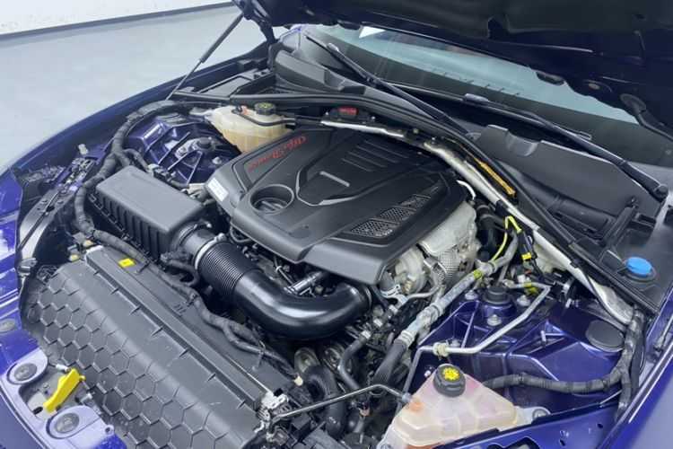 Used Alfa Romeo Giulia 2017 2.0T 280HP Luxury Edition
