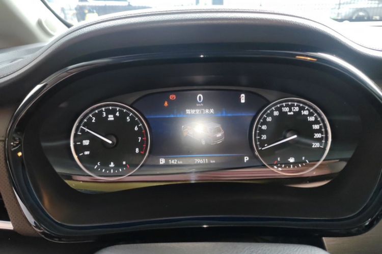 Used Buick GL8 2023 Land Executive Class Comfort Model
