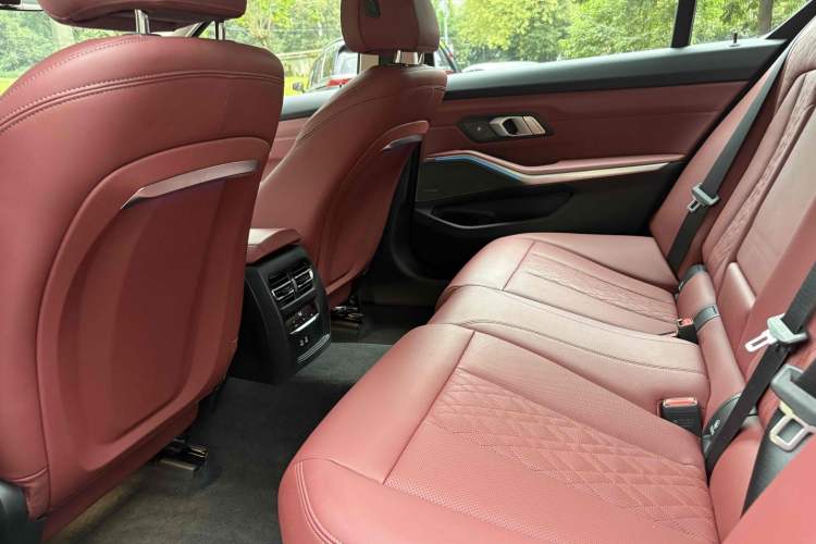 Used BMW 3 Series 2025 330Li M Sport Shadowline Package
