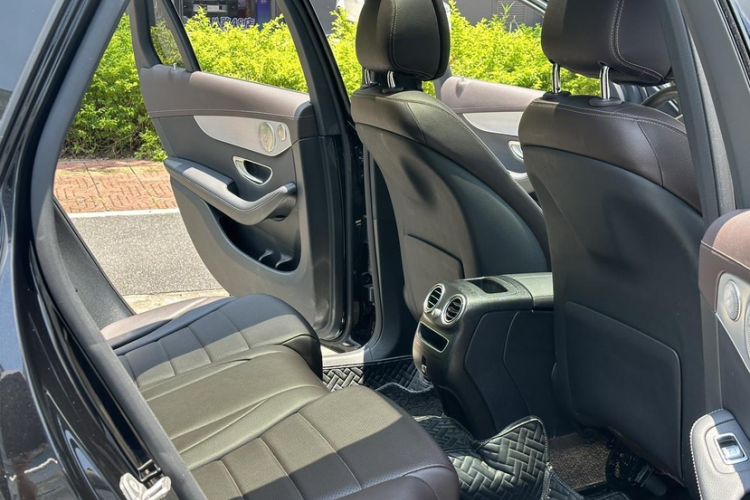 Used Mercedes-Benz GLC 2022 Refreshed GLC 260 L 4MATIC Dynamic Edition
