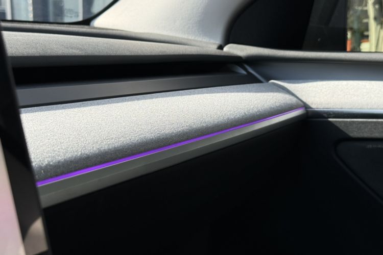 Used Tesla Model Y 2024 Long-Range All-Wheel-Drive Version