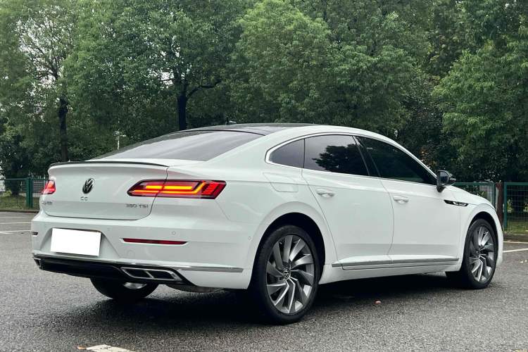 Used Volkswagen FAW-Volkswagen CC 2021 380TSI Striking Edition
