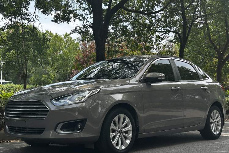 Used Ford Escort 2015 1.5L Automatic Comfort Model
