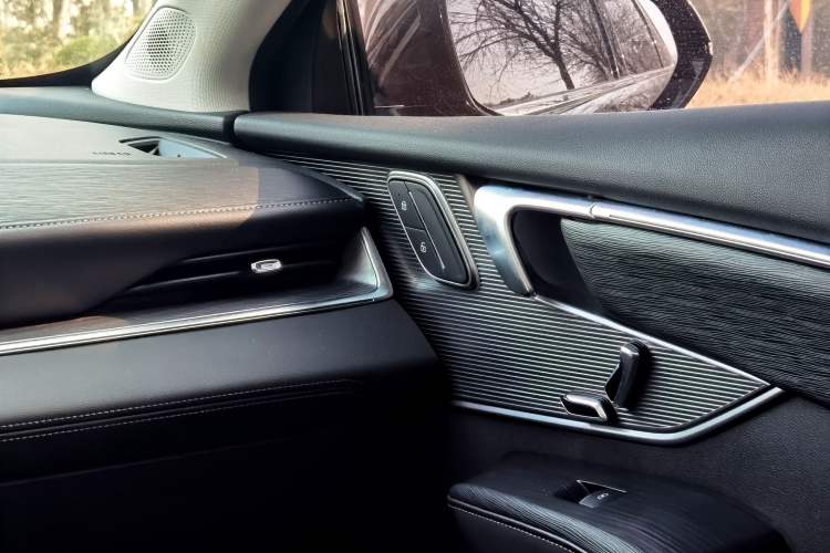 Used Buick LaCrosse 2023 28T Prestige Edition
