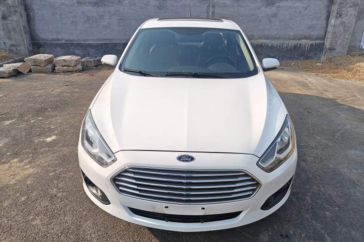 Used Ford Escort 2017 Happiness Edition 1.5L Automatic Fashion Version
