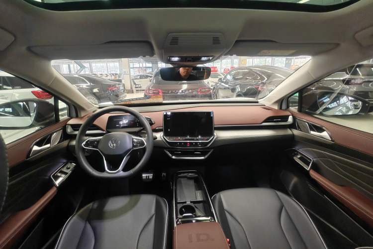 Used Volkswagen ID.6 X 2023 Upgraded Model Pure Long-Range Version
