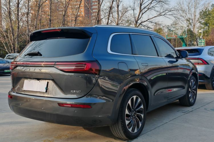 Used Hima AITO M7 2024 1.5T Rear-Drive Plus Version 5 Seats
