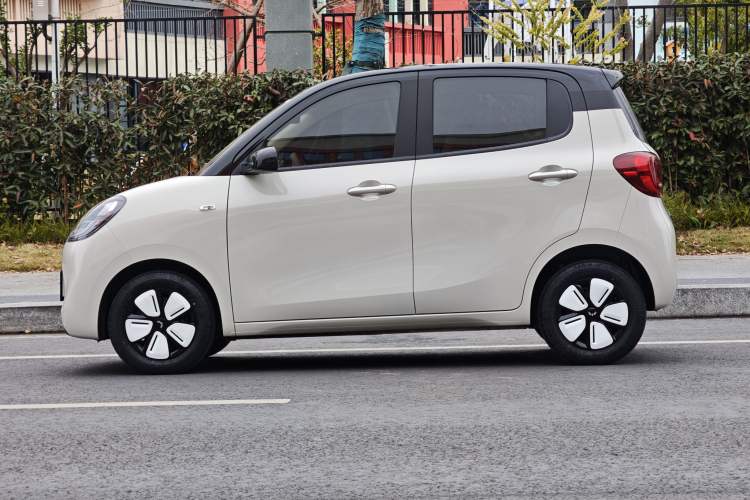 Used Wuling Hongguang MINIEV 2025 Four-Door Version Premium Edition
