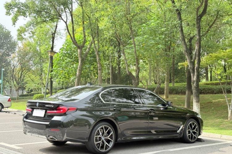 Used BMW 5 Series 2023 530Li Luxury Edition M Sport Package
